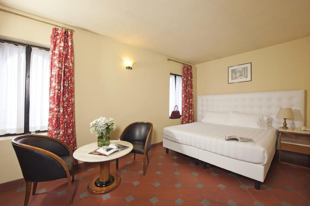 Castello Di Carimate Hotel Cameră foto